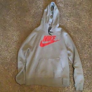 Nike Loose Fit Pullover Hoodie